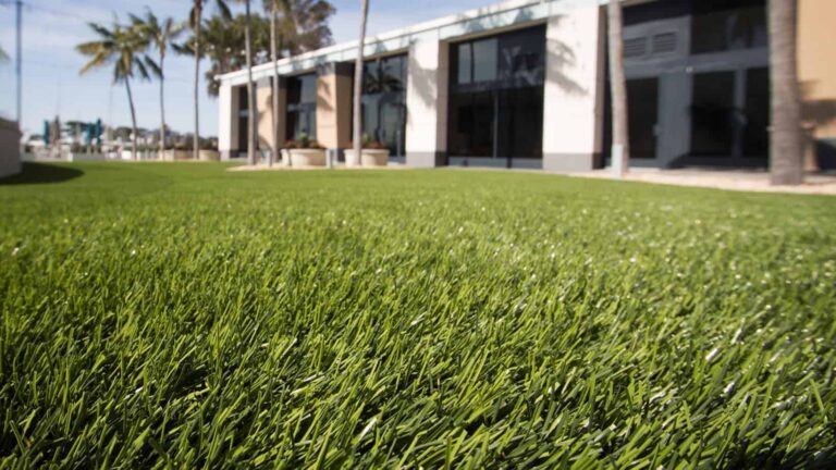 SYNLawn artificial grass commercial